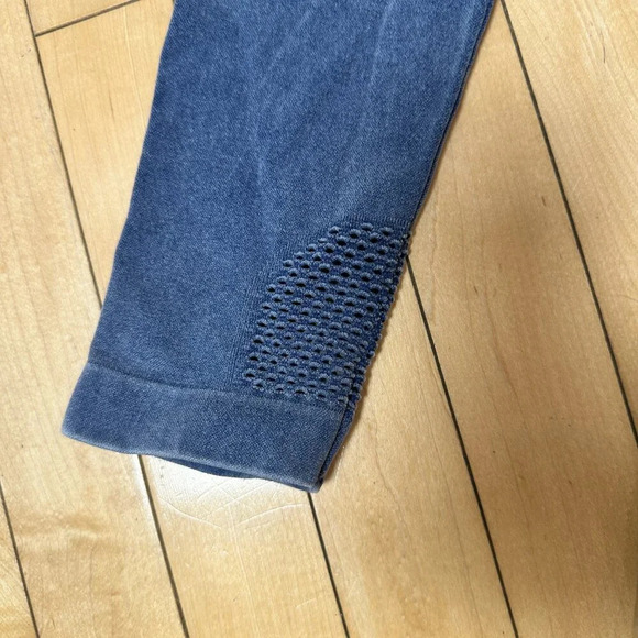 ITZON Mesh Detail  Crop Length Yoga Pants Leggings size XS - Picture 6 of 8